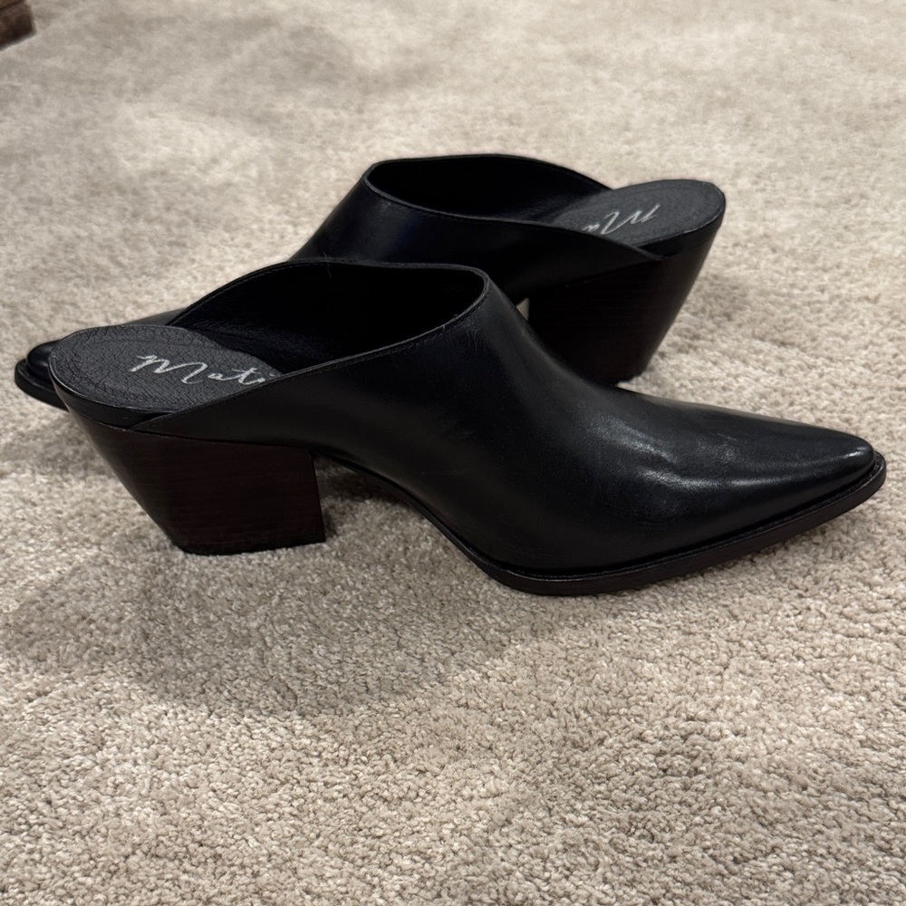 Matisse Black Leather Mules